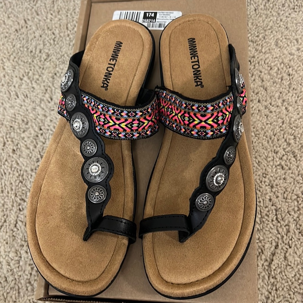 Minnetonka Sasha Samdal